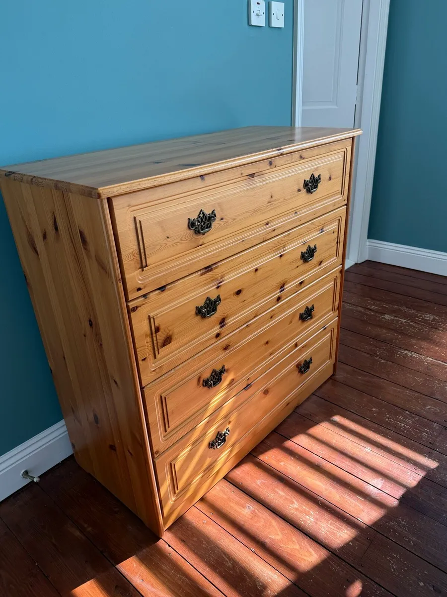 Bedroom furniture set - Image 4