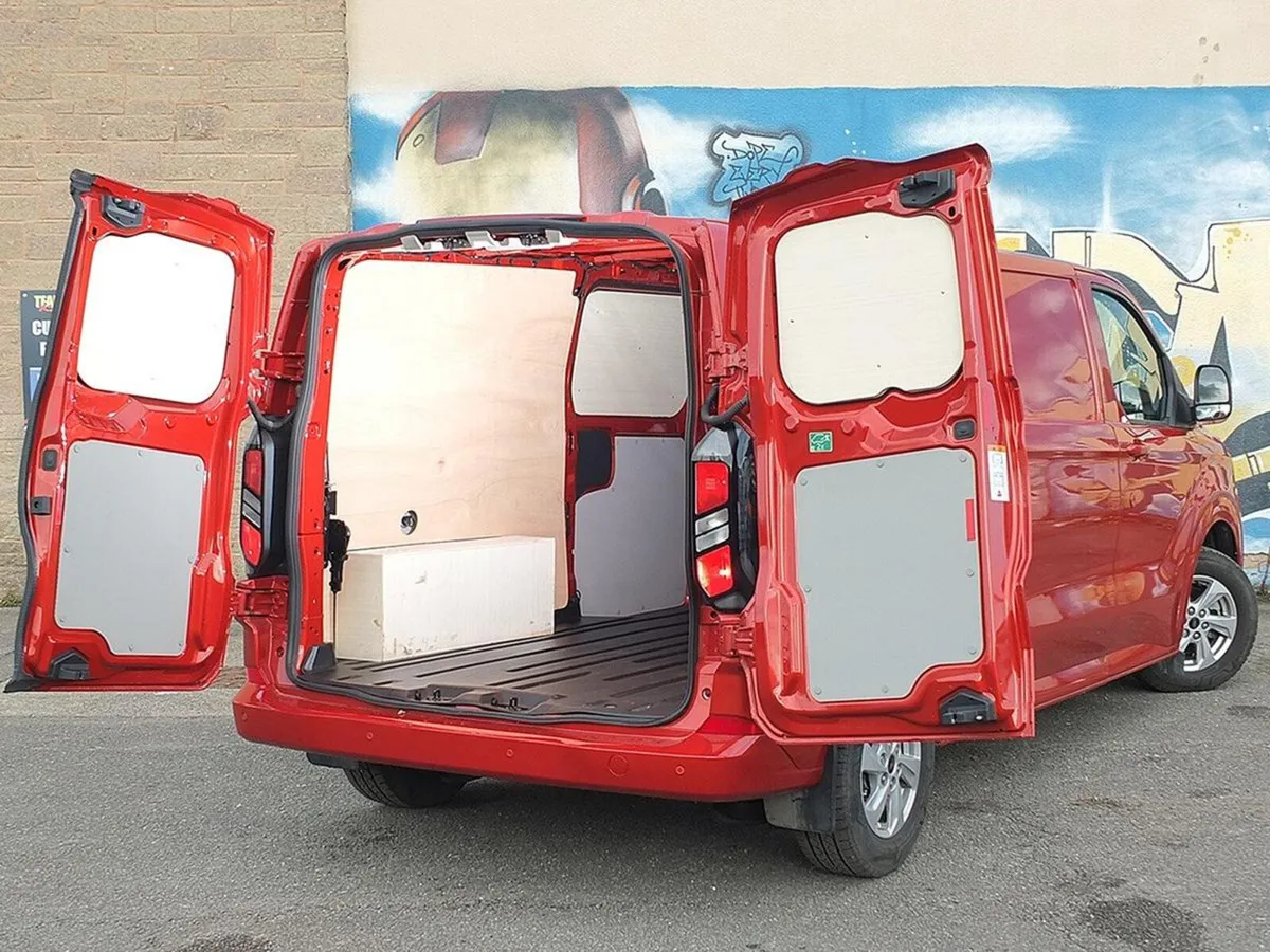 2024 Ford Transit Custom Panel Van - Image 3