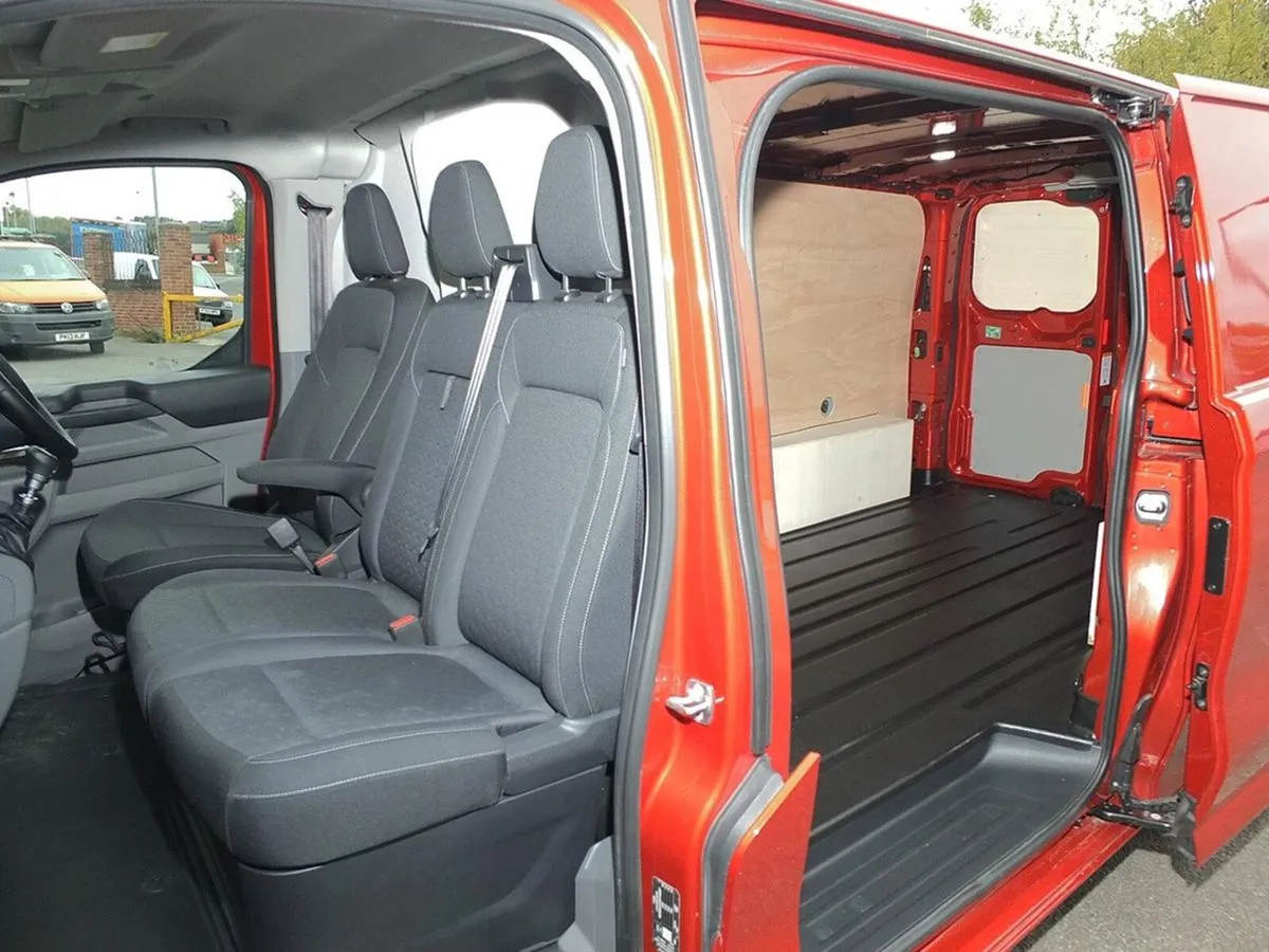 2024 Ford Transit Custom Panel Van - Image 2