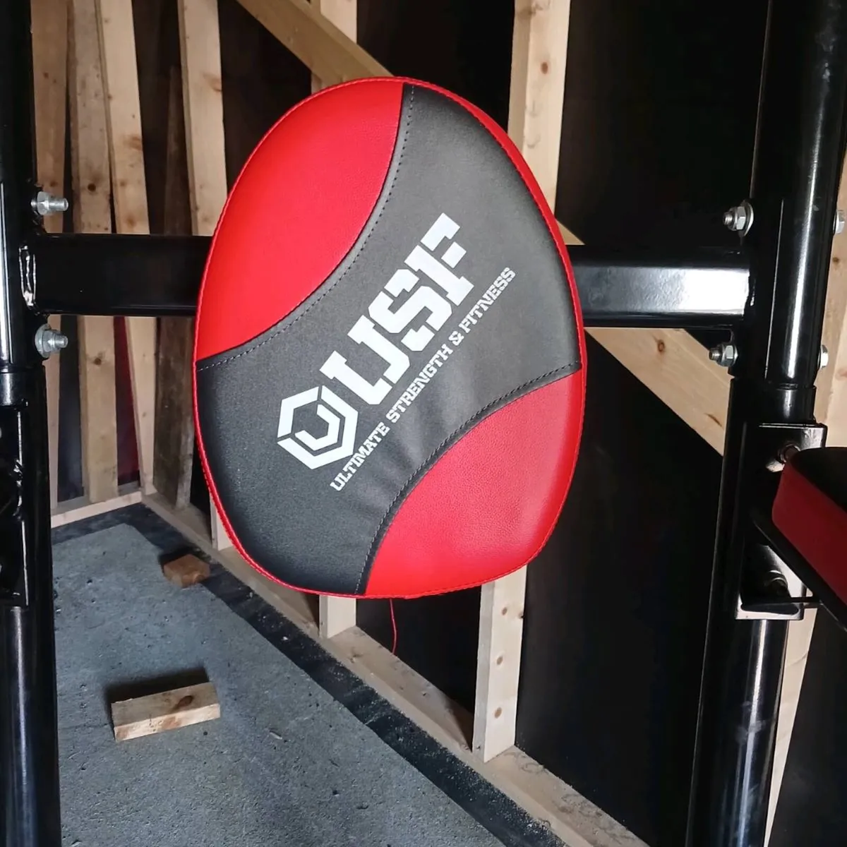 Pull up station caprains chair - Image 2