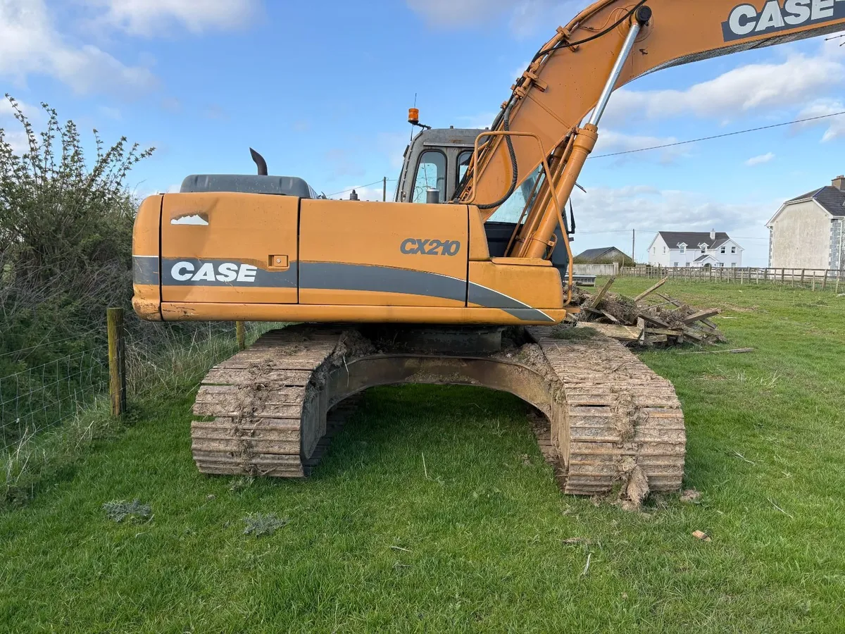 CASE CX210 - Image 3