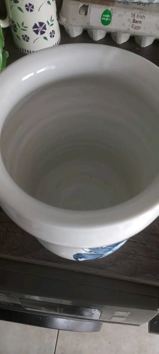 Lovely Vintage Italian made Ceramic Vase - Image 4