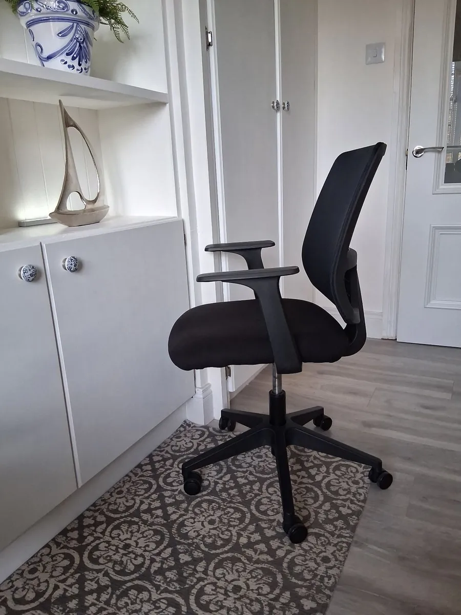 Office Chair - Image 2