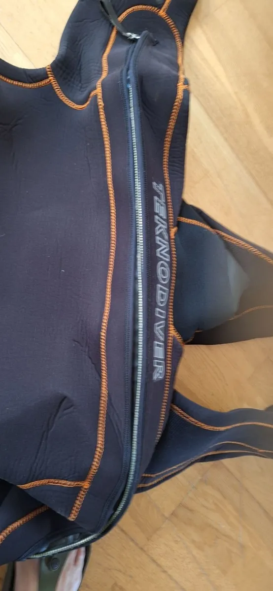 5 mm Teknodiver Dry suit - Image 1