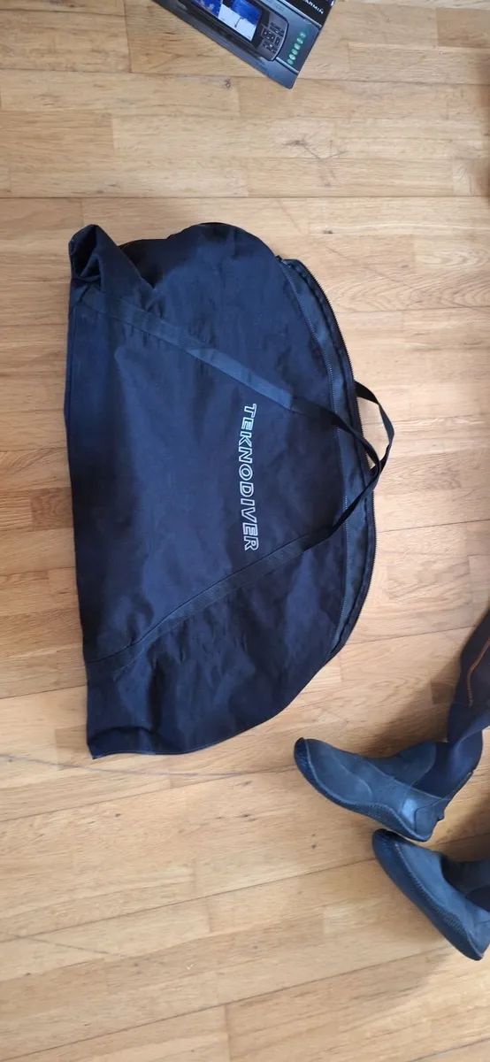 5 mm Teknodiver Dry suit - Image 2