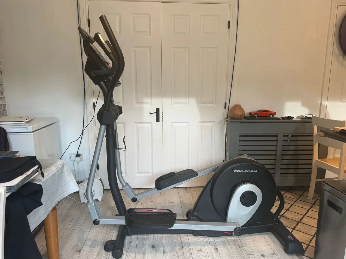 Crosstrainer - Image 2