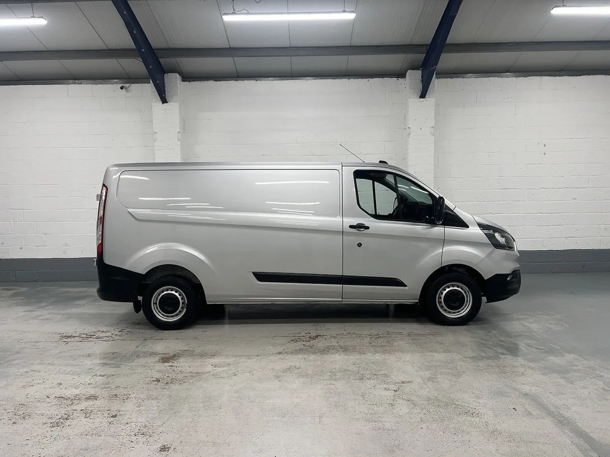 2023 Ford Transit Custom Panel Van - Image 1