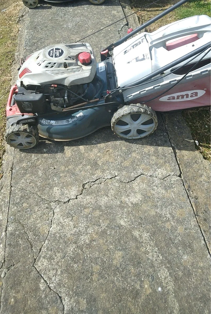 Self propelled Lawnmower - Image 1