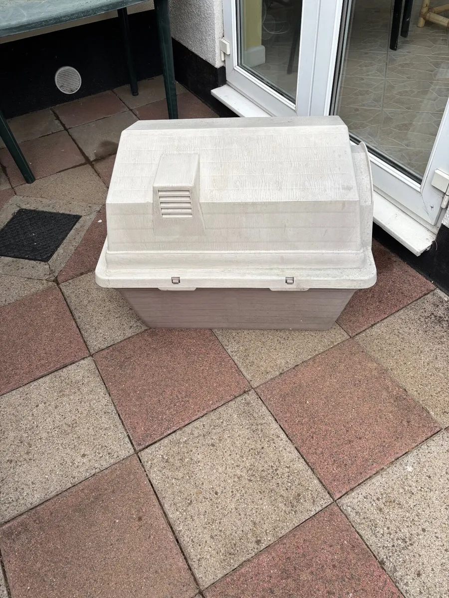 Dog Kennel - Image 2