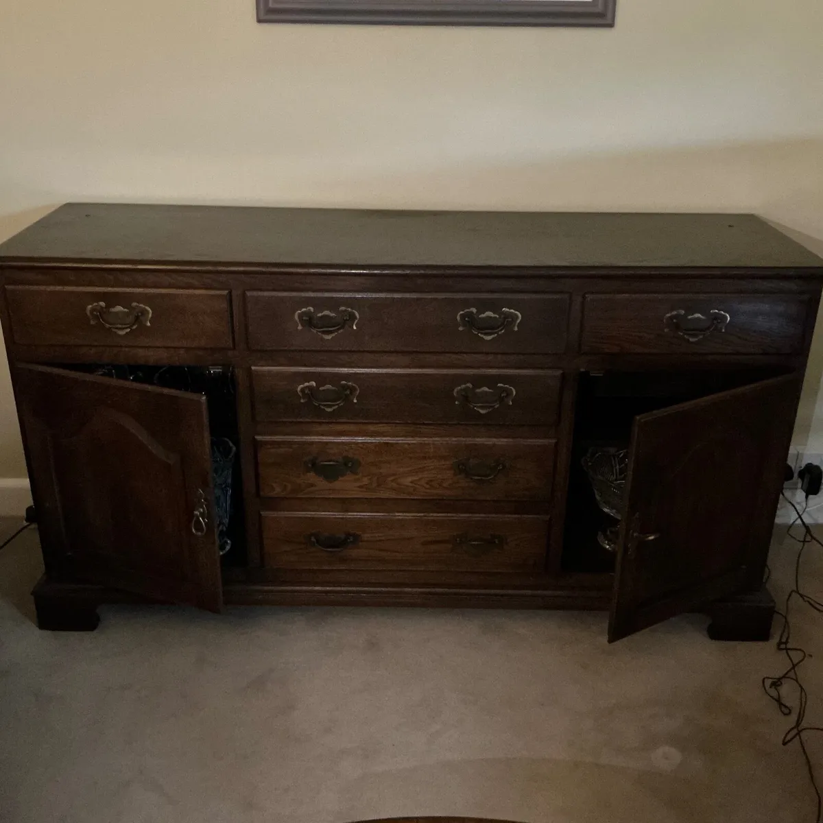 Solid Oak sideboard - Image 2