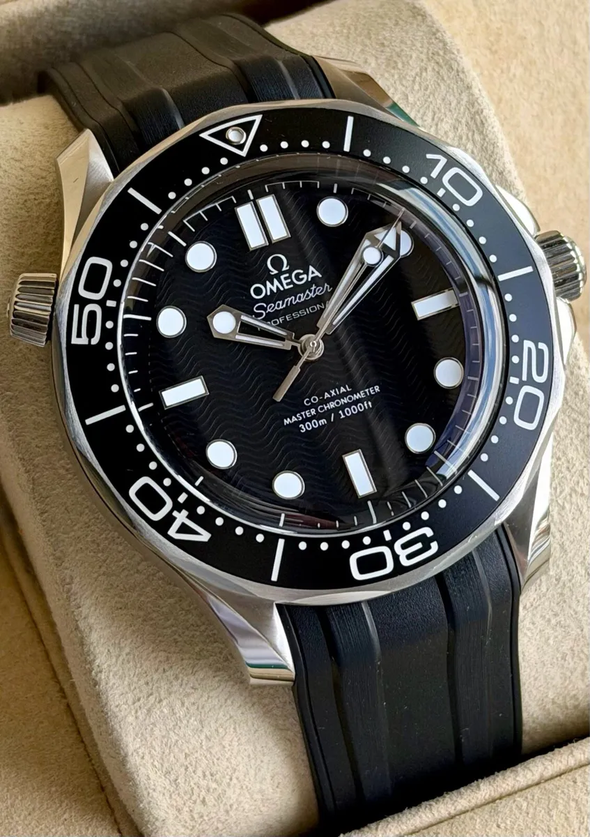 Omega Seamaster Diver 300M No Date - Image 3