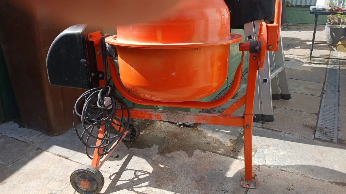 cement mixer - Image 2