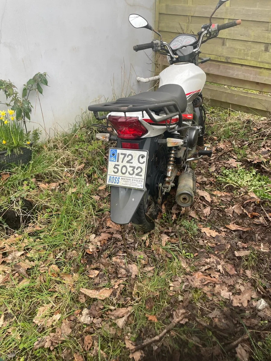 Motorbikes - Image 4