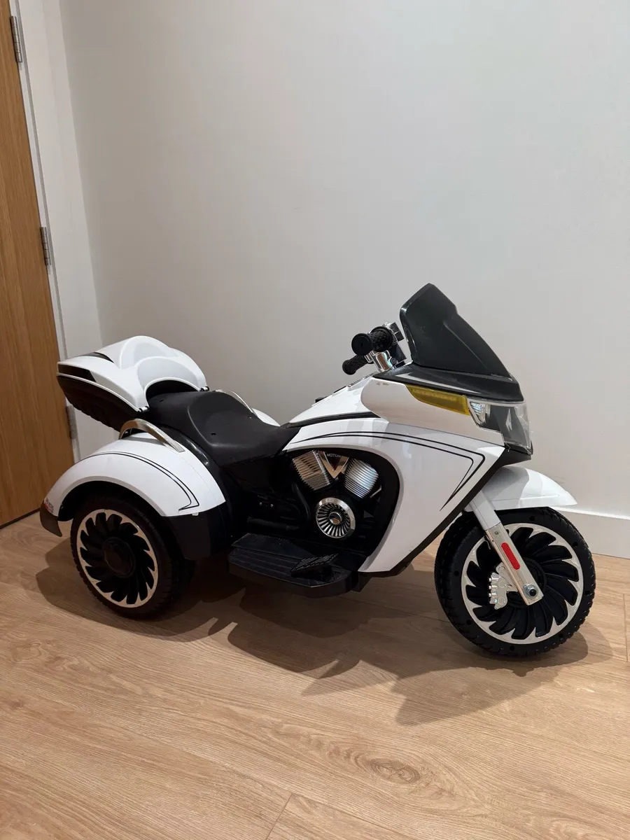 Kid Electric Car/Motorbike - Image 4