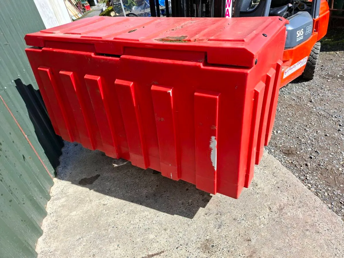 Fuel bunker - Image 2