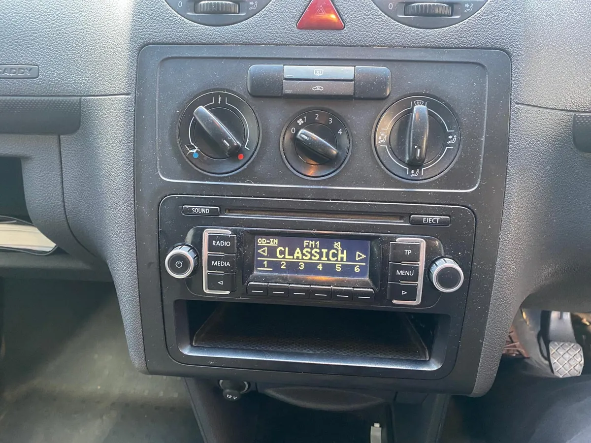 Volkswagen Caddy 2014 - Image 4