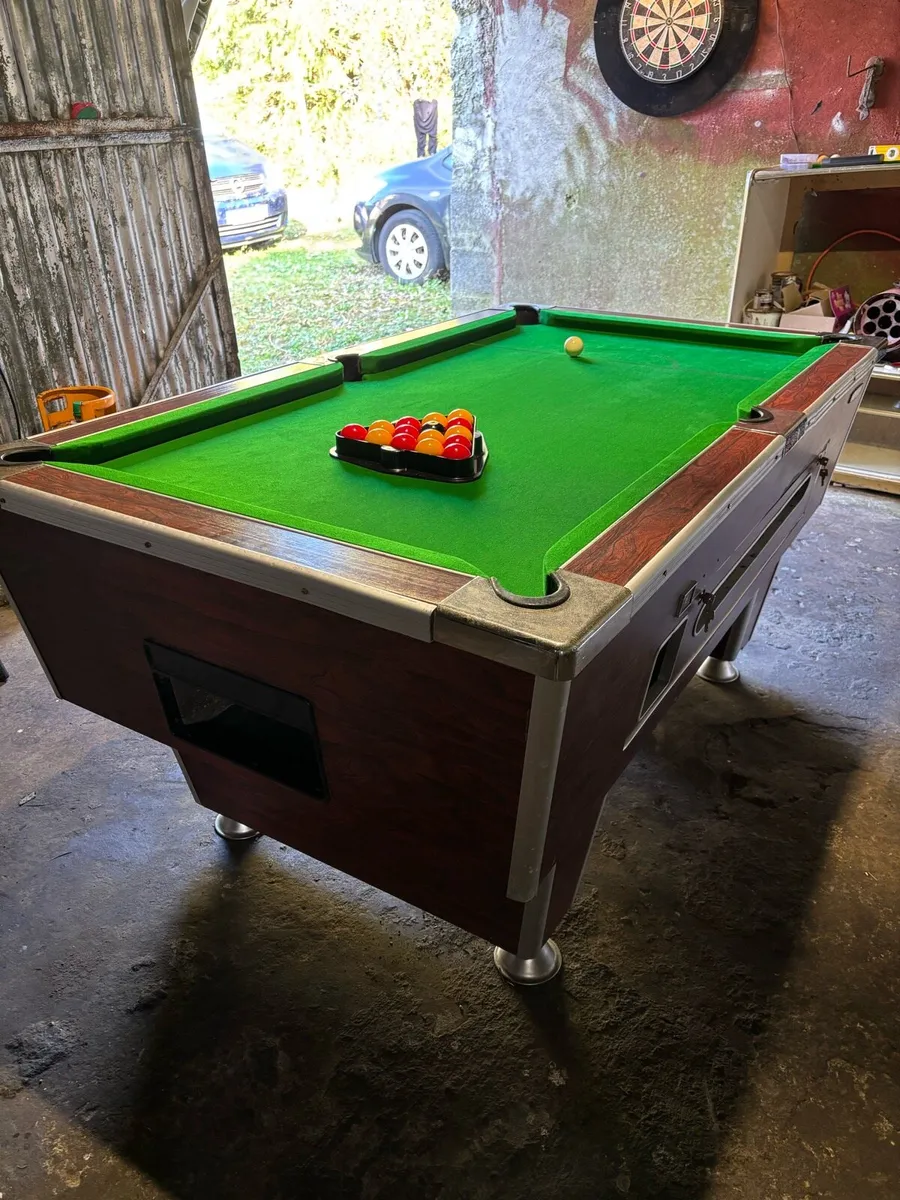 Pool table - Image 4