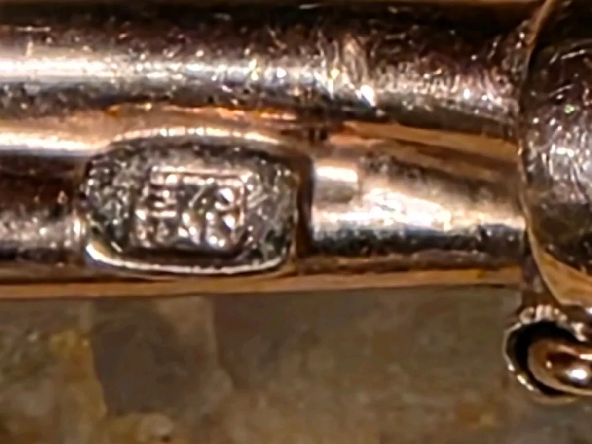 HEAVY TWIRLY TWIST, 9CT Gold Wide 6.63g Bangle ! - Image 3