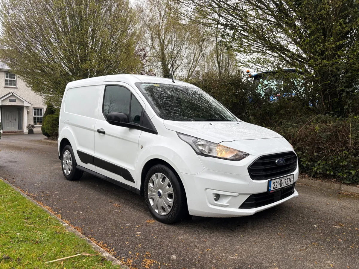 2022 Ford Transit Connect Trend model - Image 1
