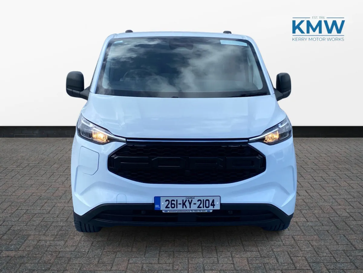 Ford Transit Custom PHEV AUTO FWD - Image 4