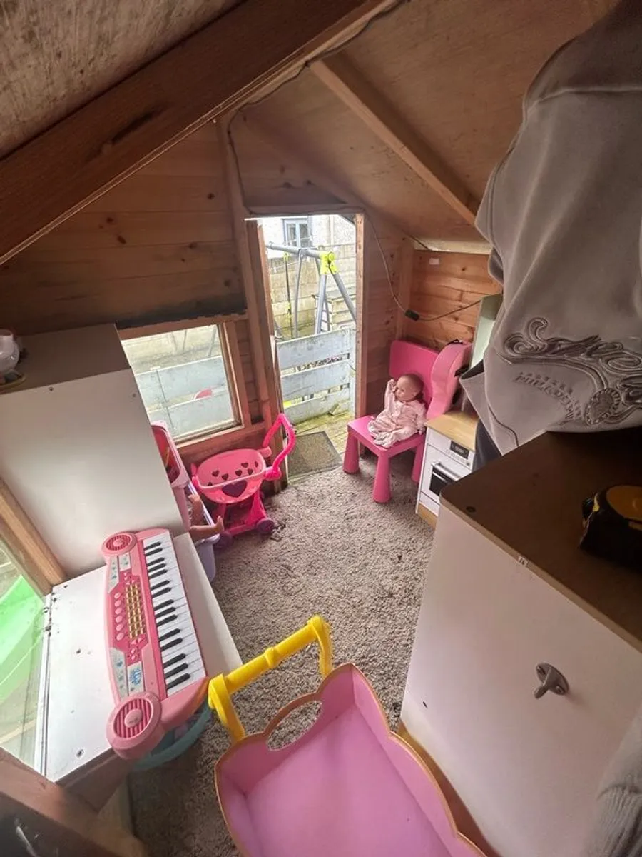 outdoor Playhouse - Image 4