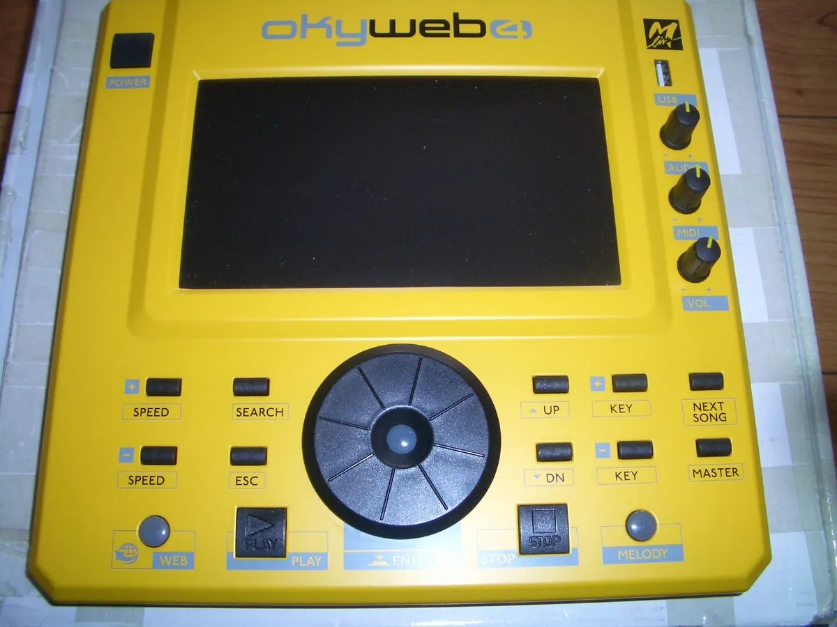 OKYWEB 4 BACKING TRACK PLAYER WITH TRACKS & LYRICS - Image 1
