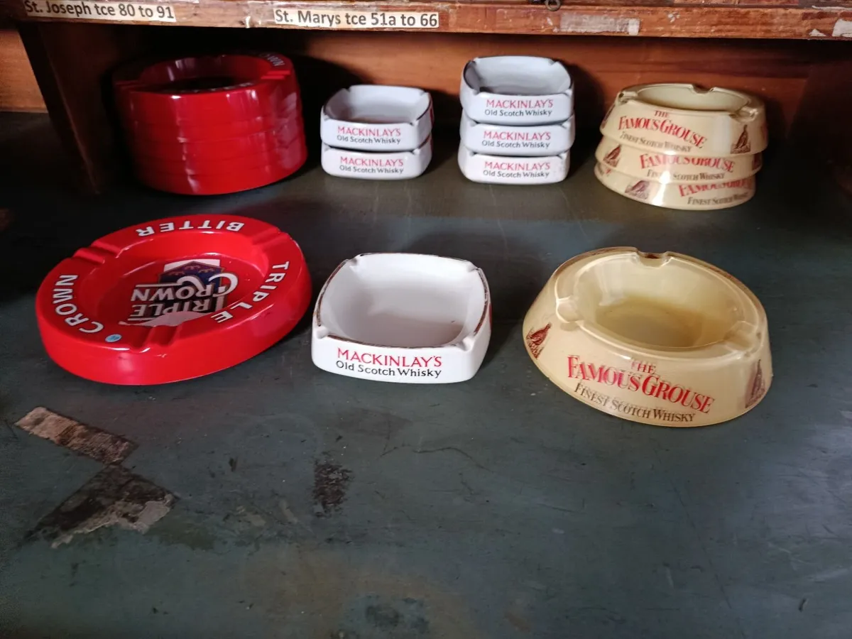 Collection of Vintage Ashtrays - Image 3