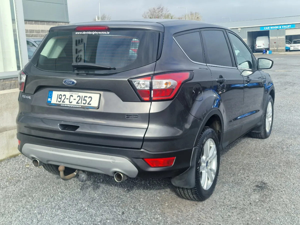 Ford Kuga Zetec 1.5 120PS 6 Speed COMMERCIAL - Image 3