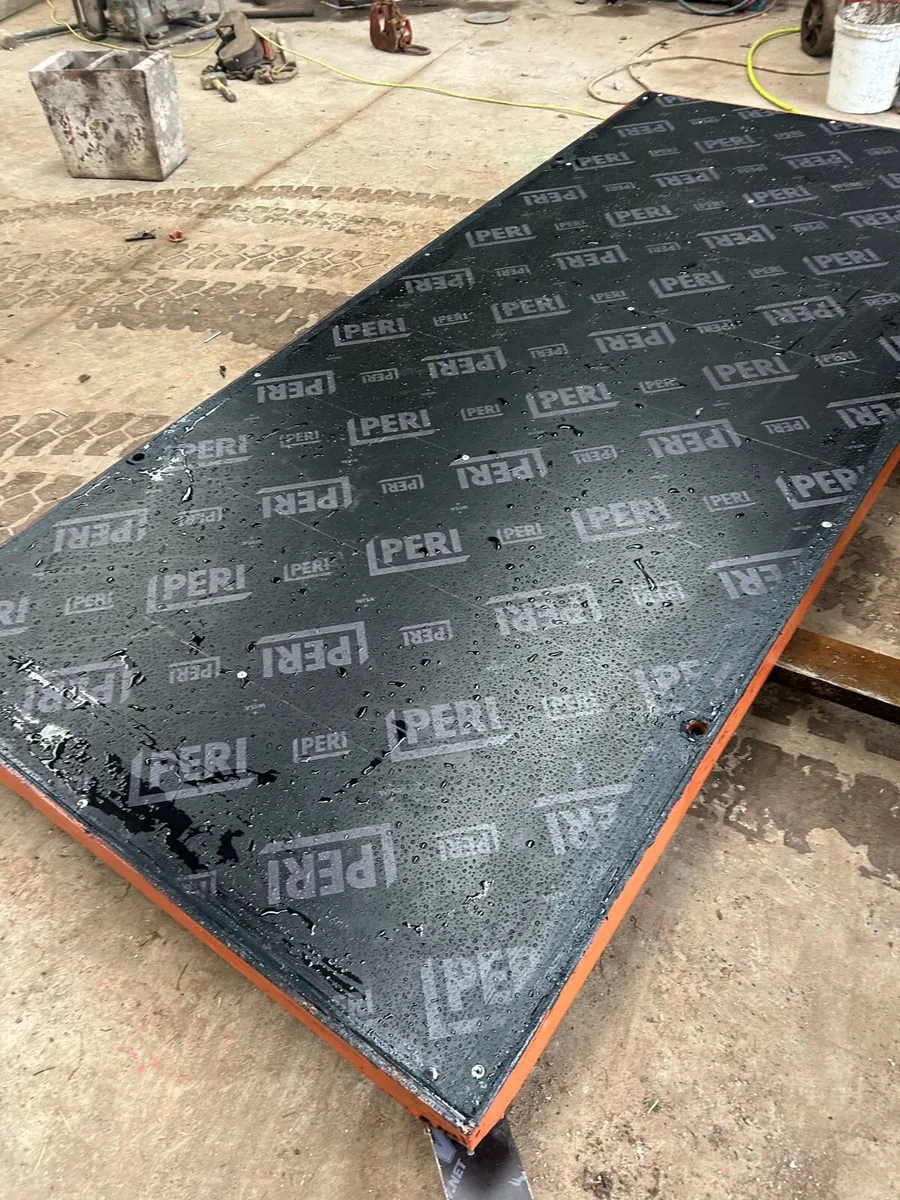 Shuttering Pans - Image 2