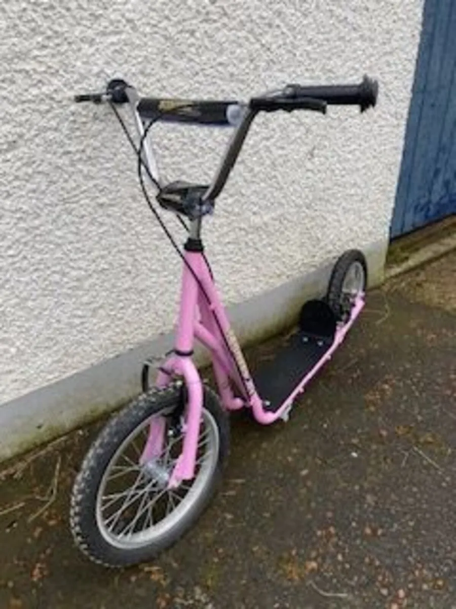 Child's Scooter - Image 2
