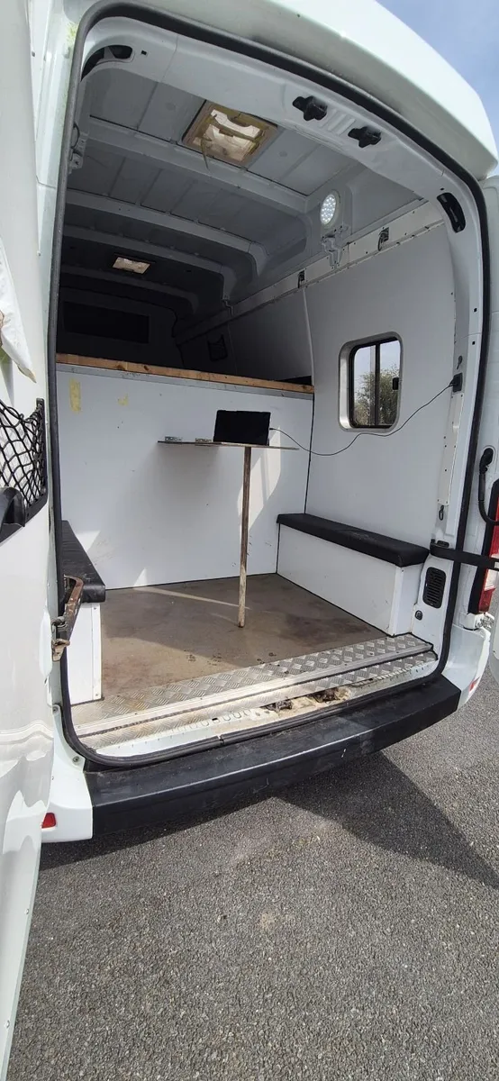 2013 Renault Master High Roof/ Horse Van Converted - Image 3
