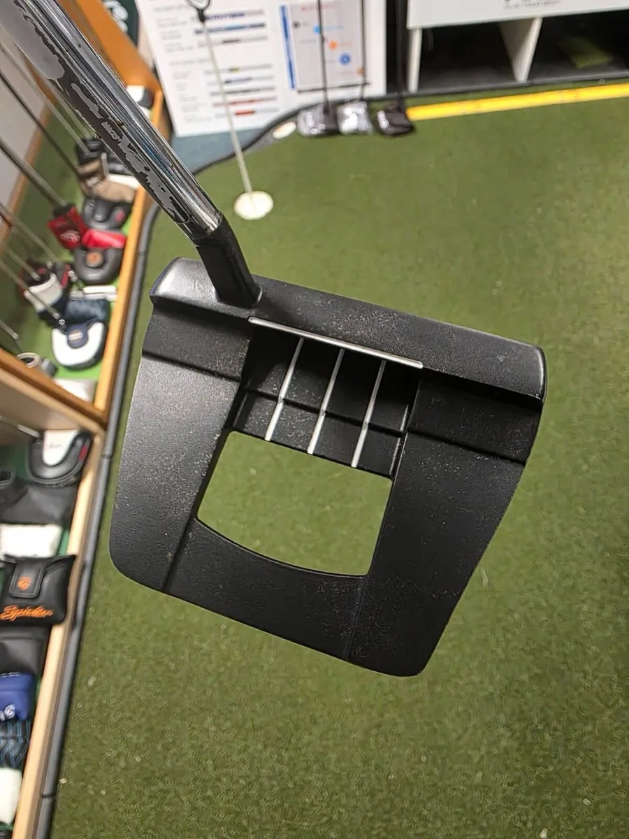 Wilson Infinite The L Putter - Image 2