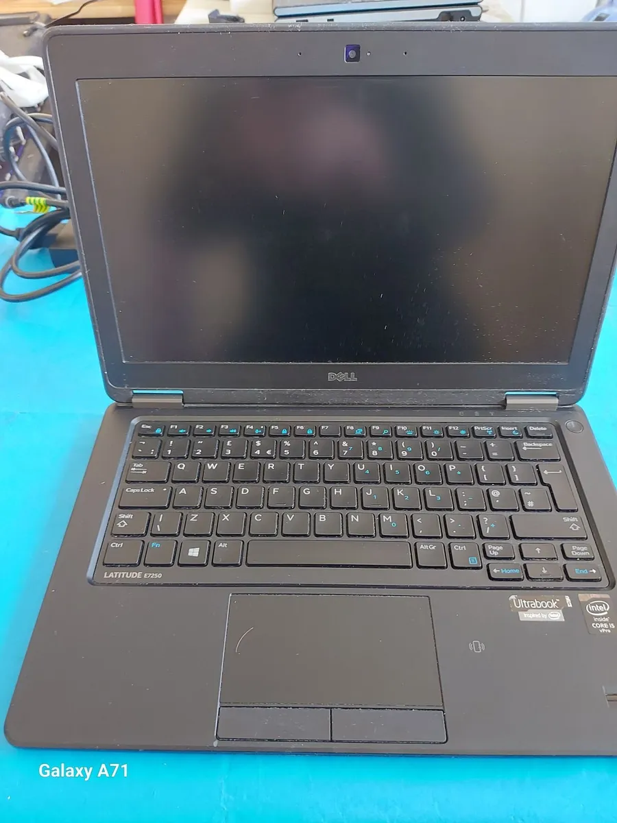 Dell Latitude E7250 Ultrabook, 8GB Ram, 238GB SSD - Image 2