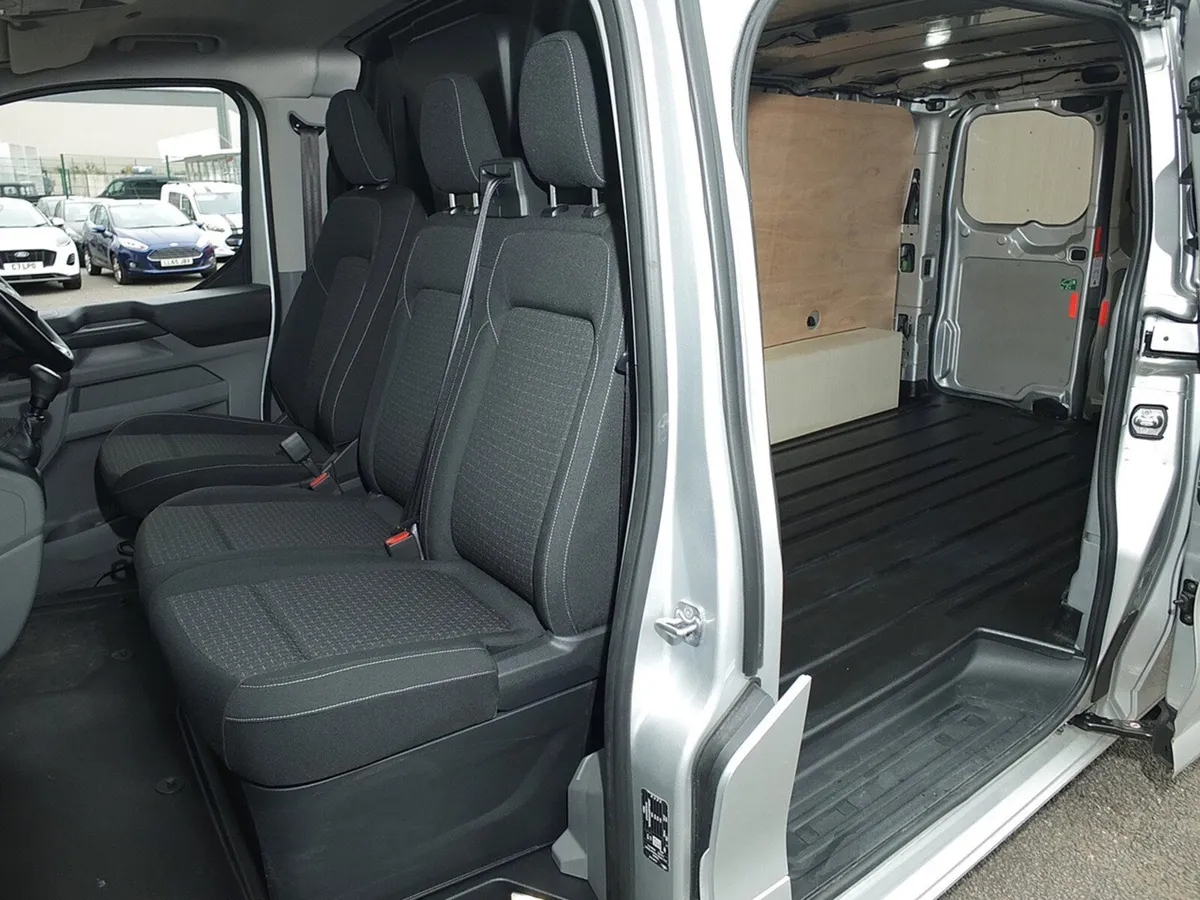 2024 Ford Transit Custom Panel Van - Image 2