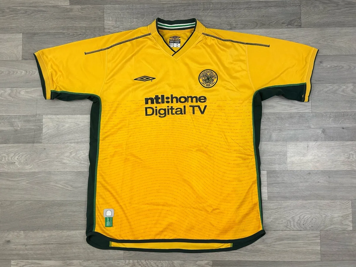 Vintage 2002 Umbro Celtic Glasgow Away Jersey XL - Image 1