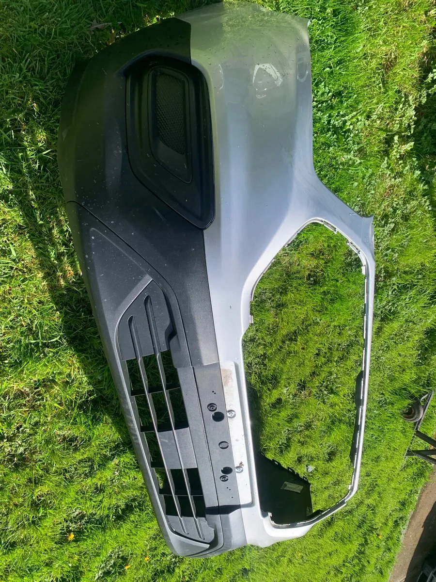 Transit custom front bumper - Image 2