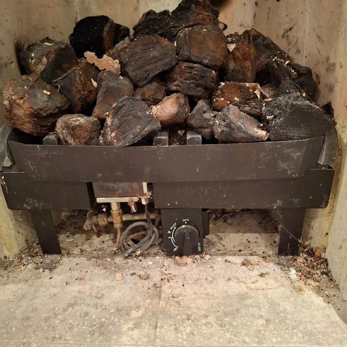 Gas fire - Image 3
