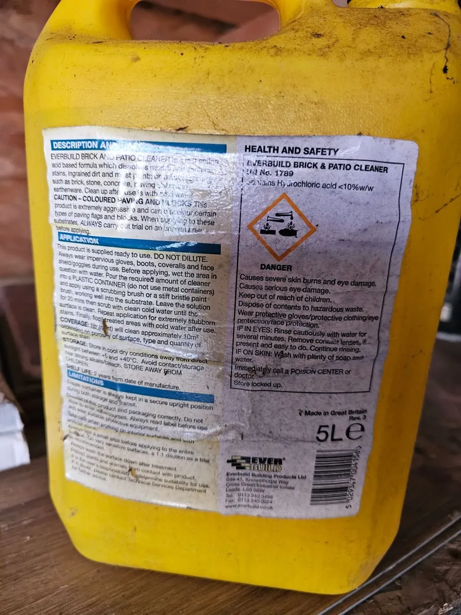 Brick and patio cleaner hydrochloric acid below 10 - Image 2