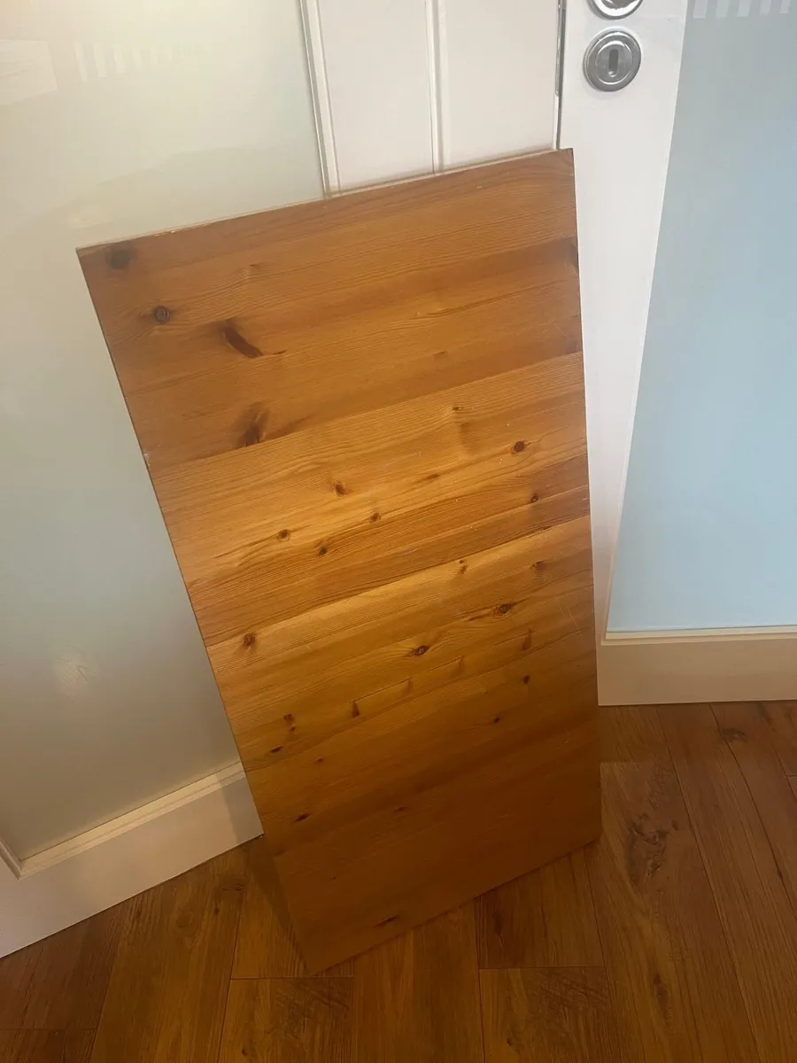 Dining table - Image 2