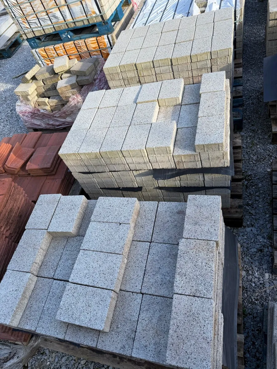 Paving brick - Image 1