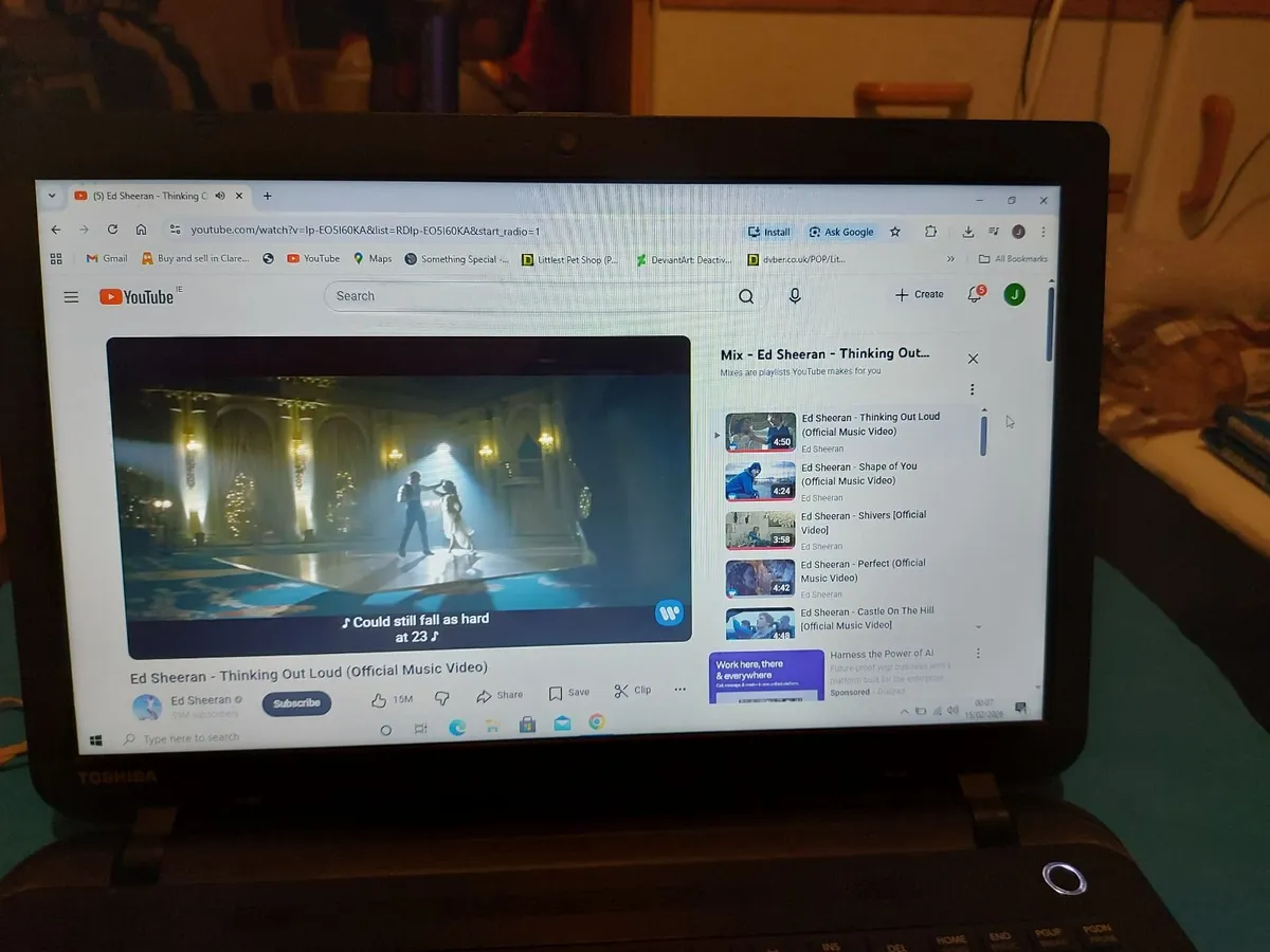 Toshiba Satellite C50D-B-120 15.6 inch Laptop, 4GB - Image 1