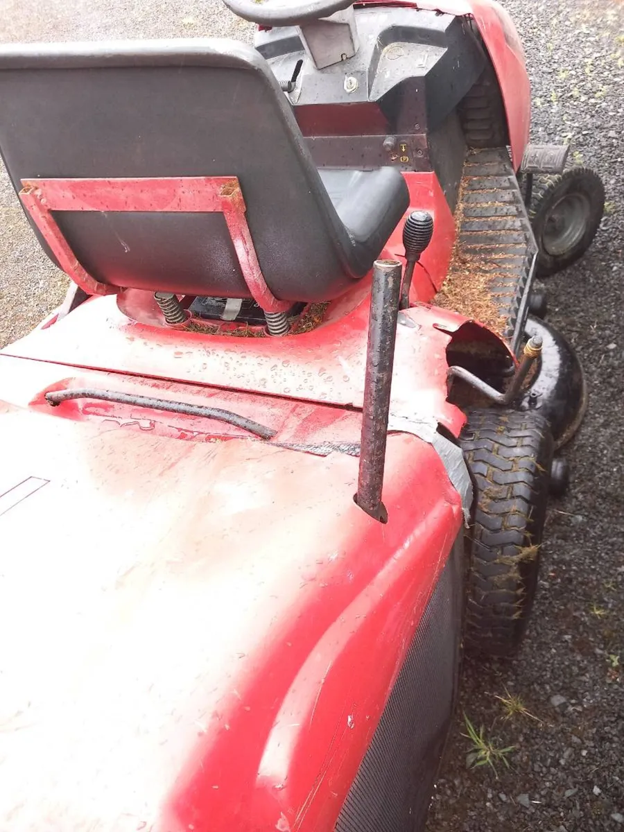 Rideon lawnmower - Image 4