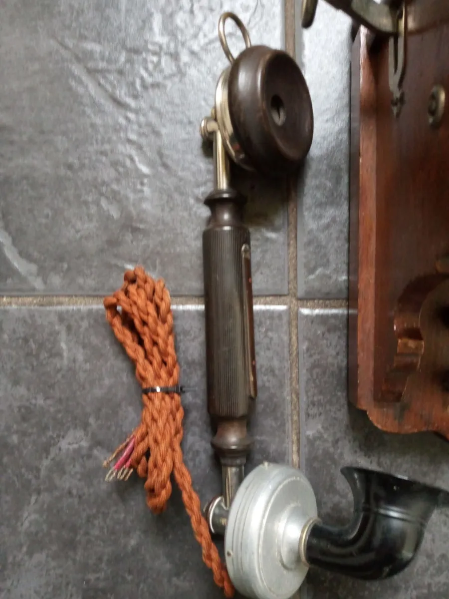 Antique erricsson wall phone - Image 3