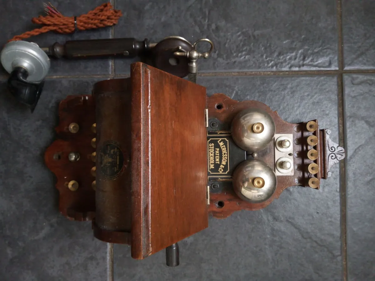 Antique erricsson wall phone - Image 4