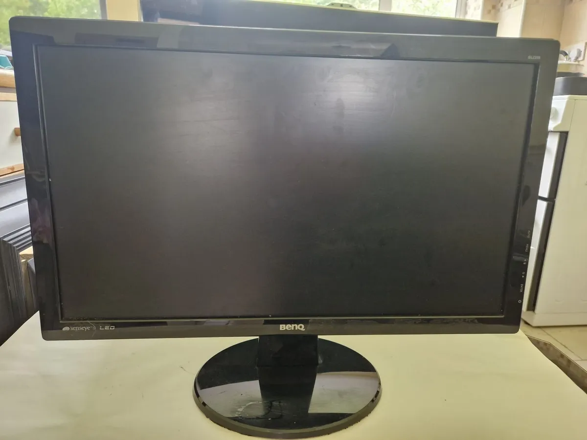 BENQ 21.5 inch Monitor, Model GL2250-B - Image 1