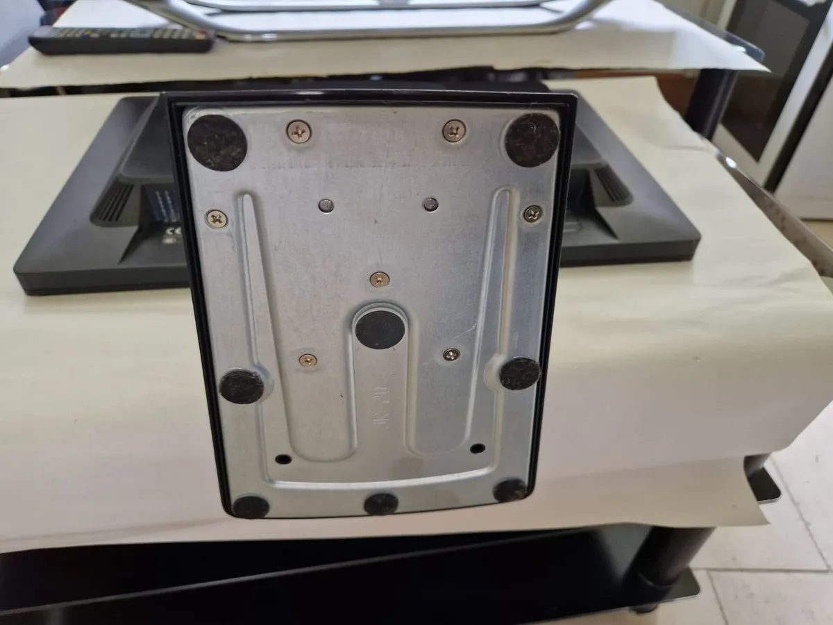 HP 20" Elite Display Monitor E201, Excellent cond. - Image 3