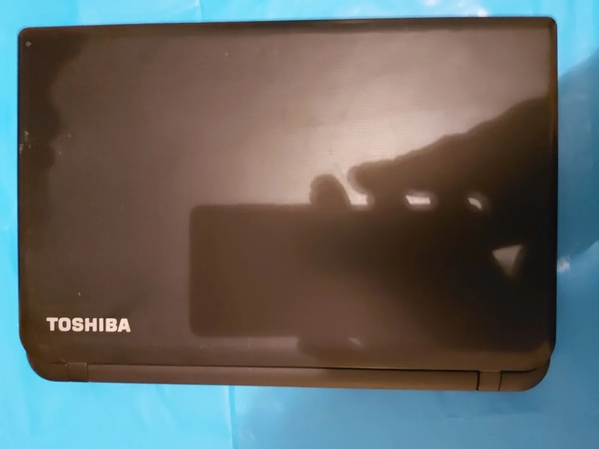 Toshiba Satellite Laptop C50-B-14D, 4GB RAM, 500GB - Image 3