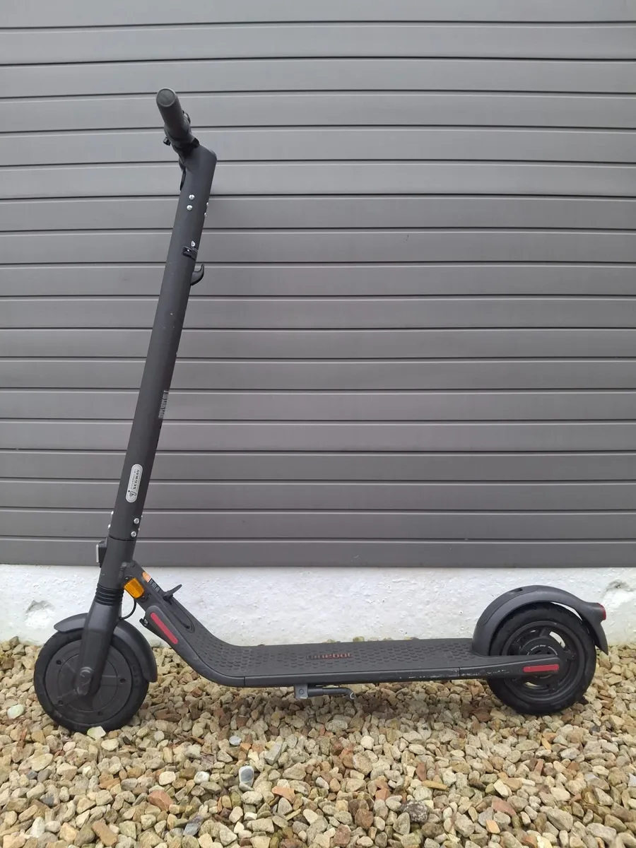 Segway Ninebot ES2 - Image 1
