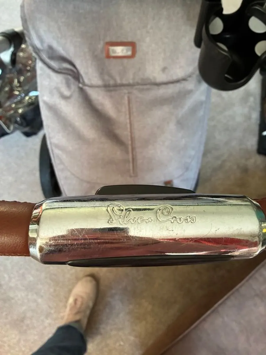 Silver cross tandem pram and stroller - Image 2