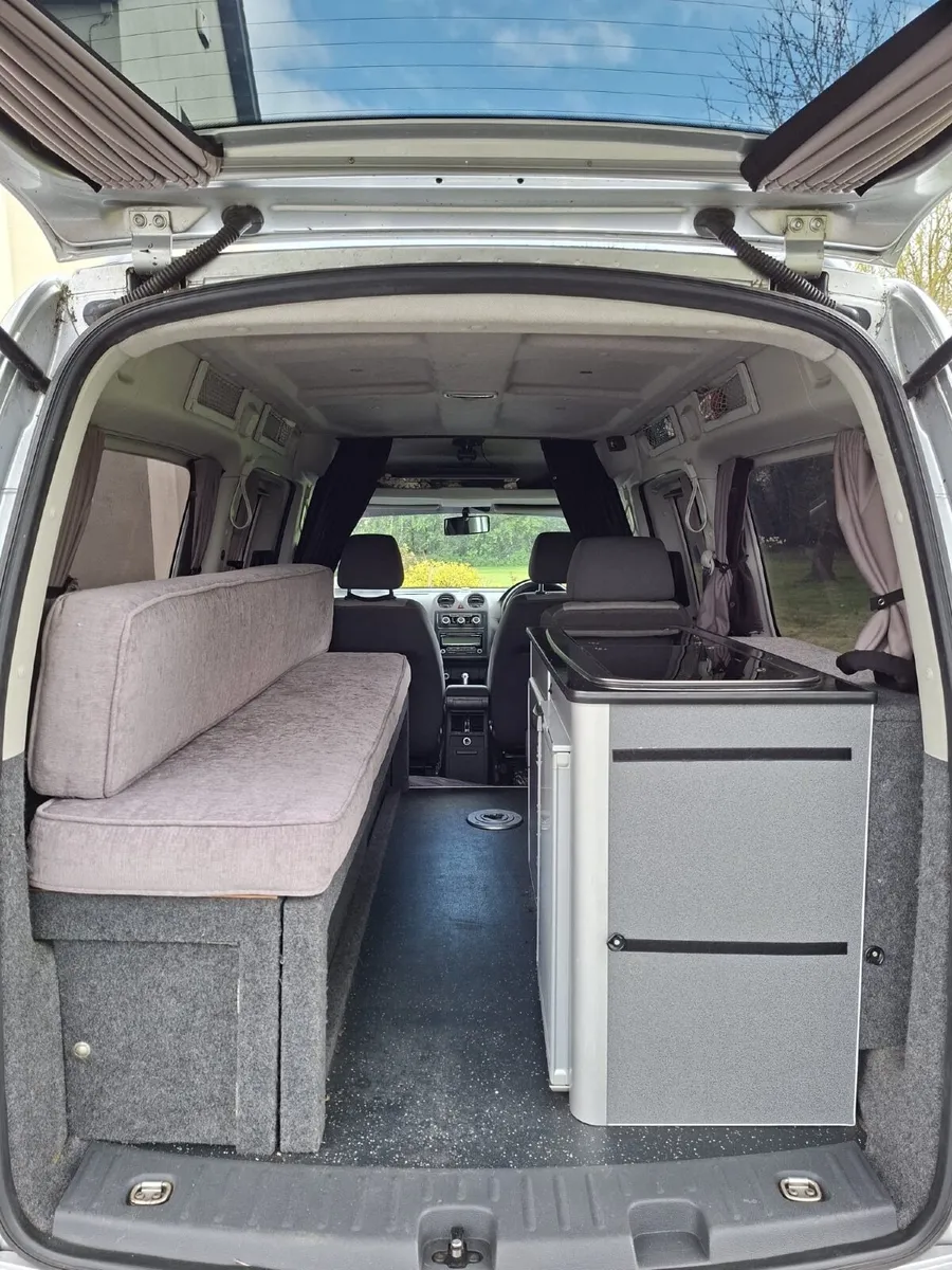 VW Caddy Campervan - Image 4